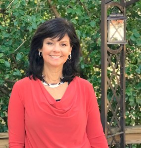 theresa coates ellis green crop full